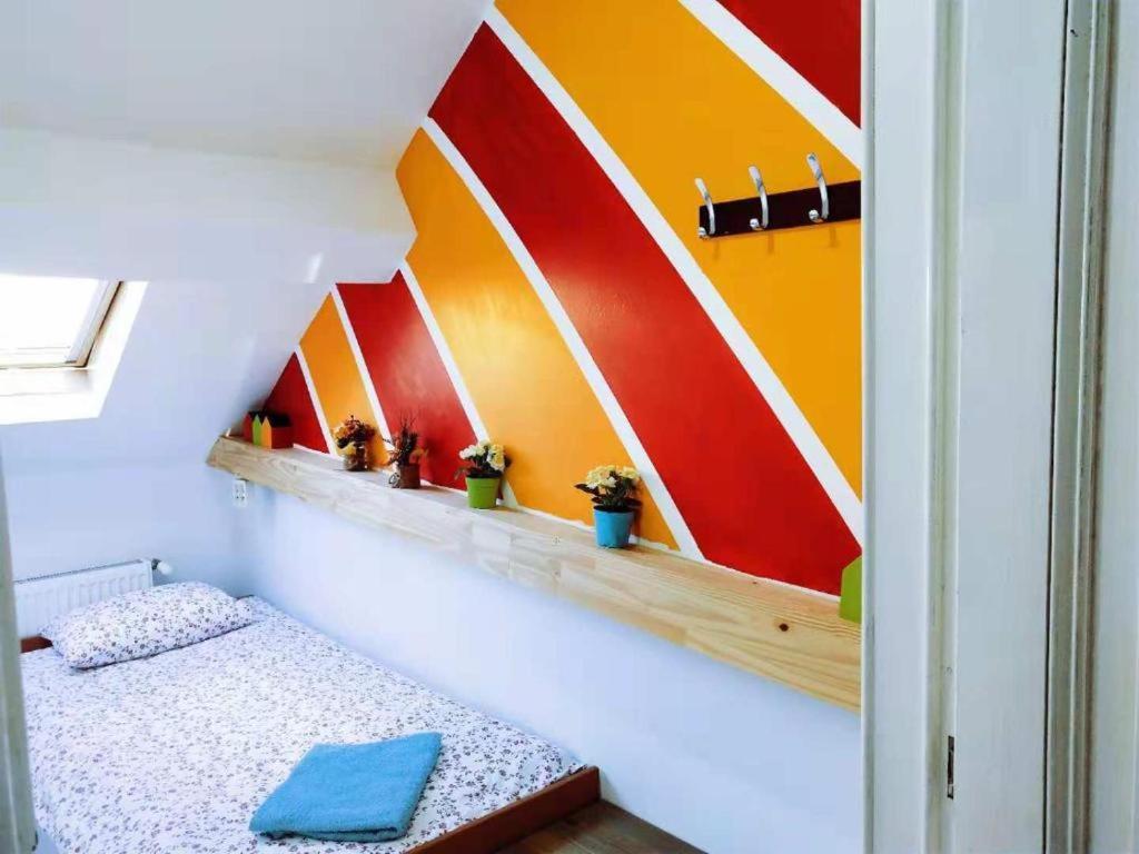 Cozy Rooms With Share The Bathroom And Kitchen Brussel Bagian luar foto